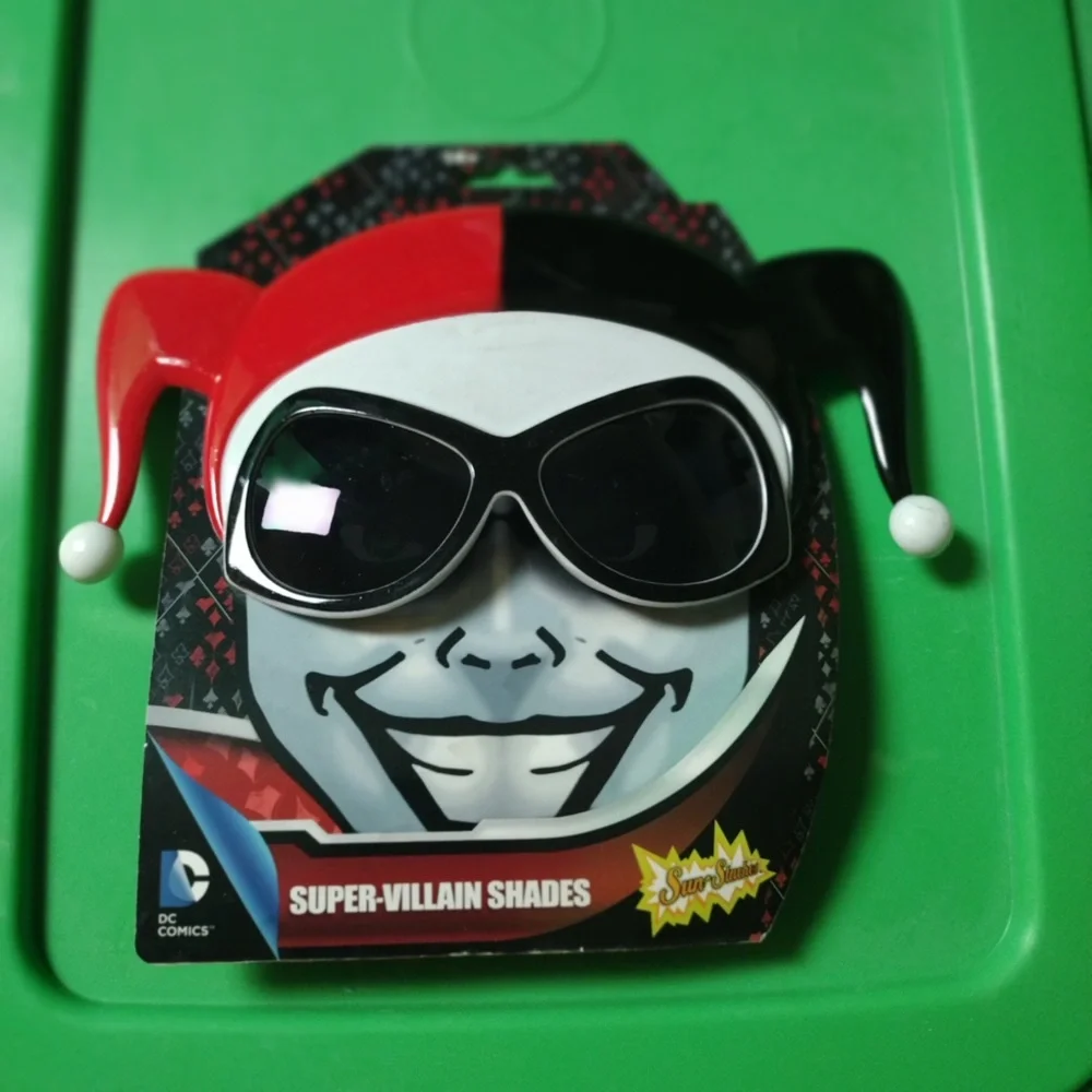 DC Comics Villain Mask Sunglasses - Black, Red, White